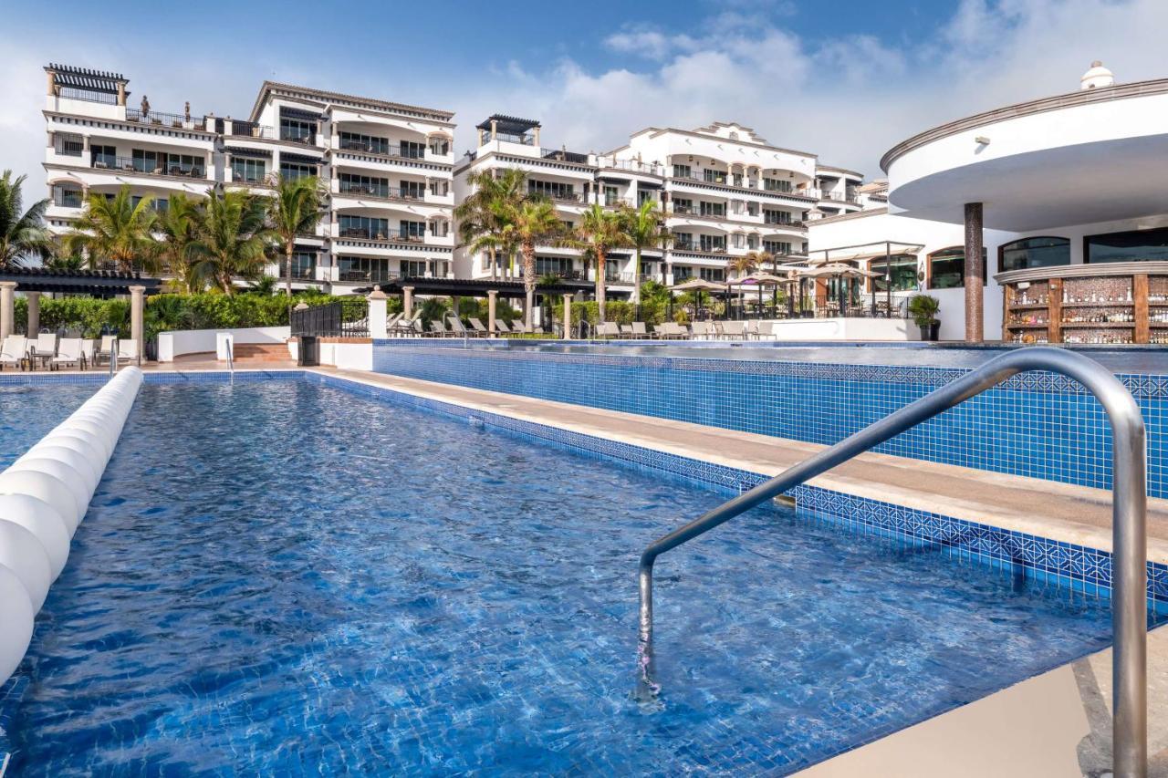 Grand Residences Riviera Cancun, Resort